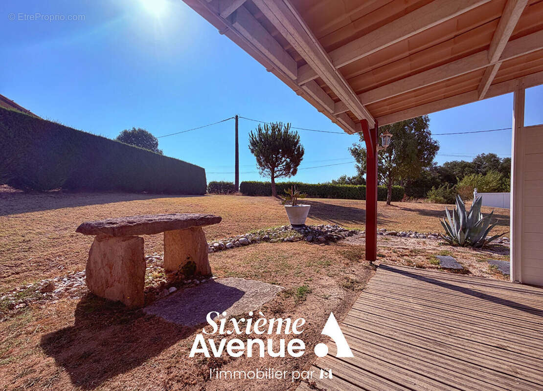 Maison avec piscine, vue panoramique et installations équestres Puycelsi - photo 12