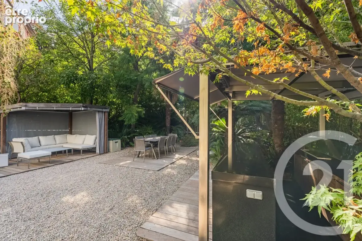 Maison 8 pièces 238 m² à vendre à Nice (06300) - photo 3