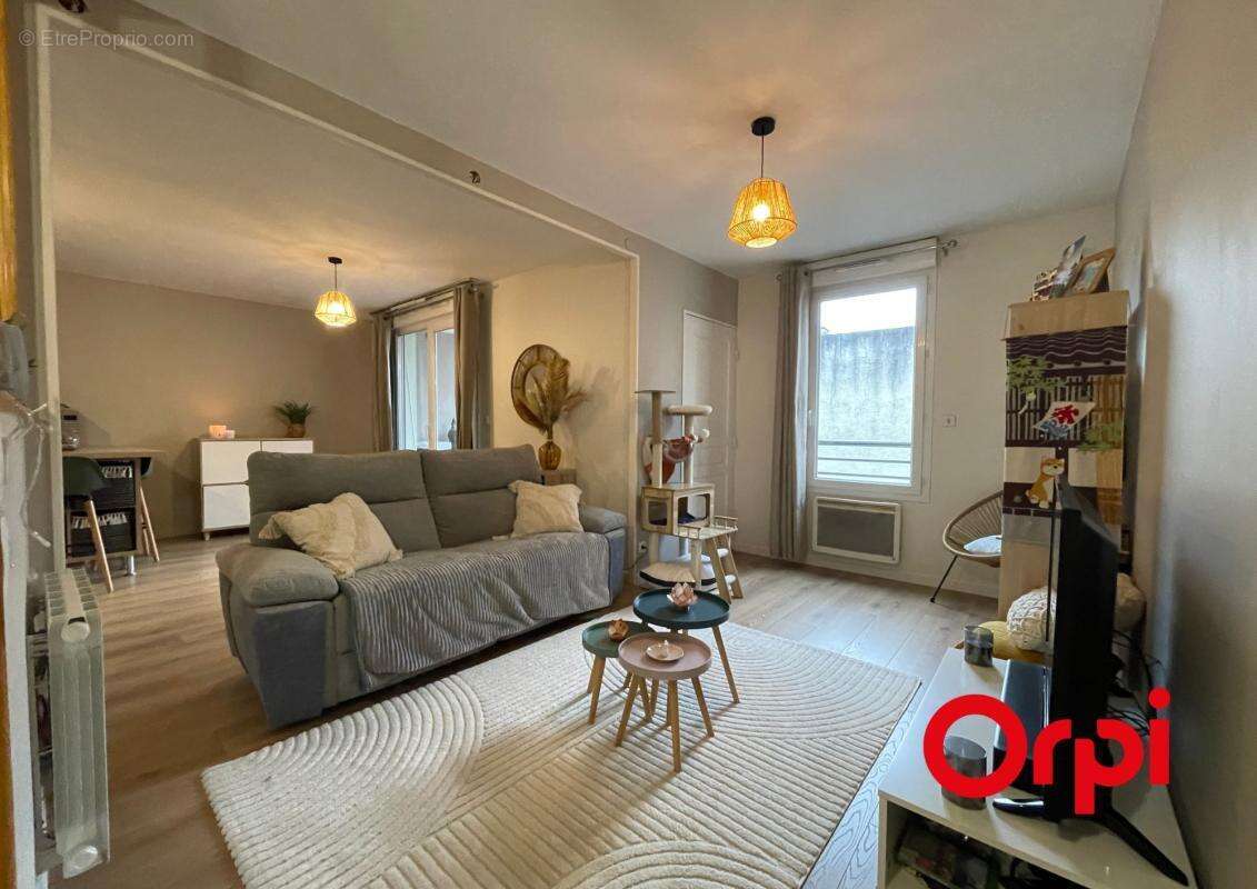 Appartement à VENISSIEUX