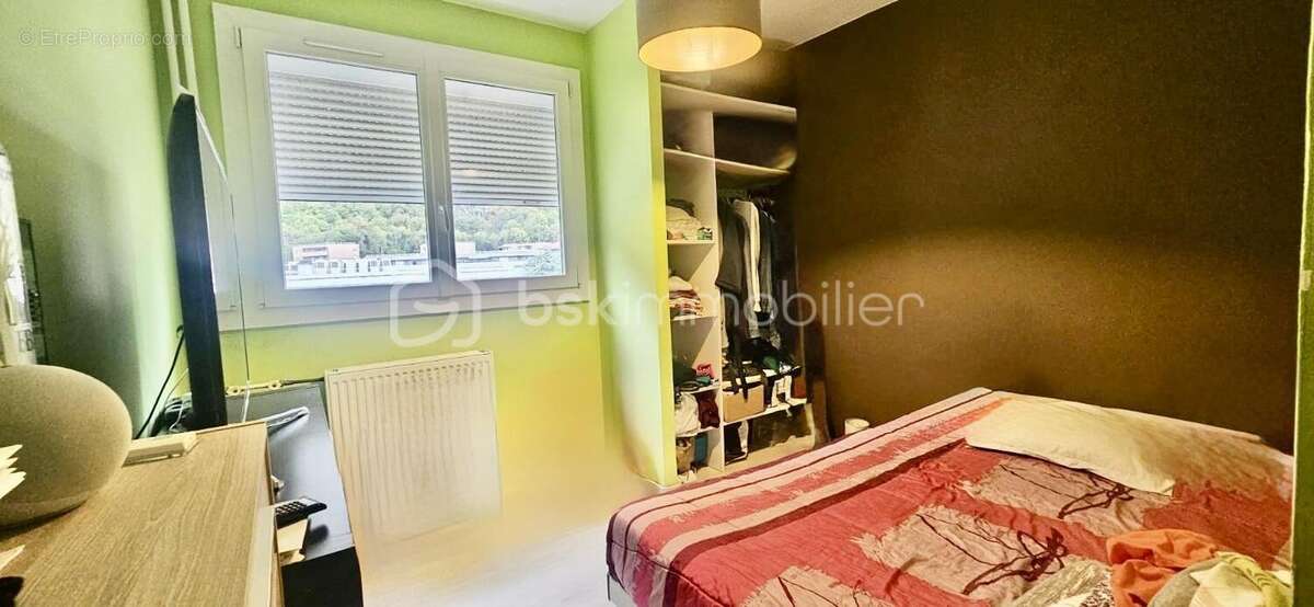 Appartement à SASSENAGE