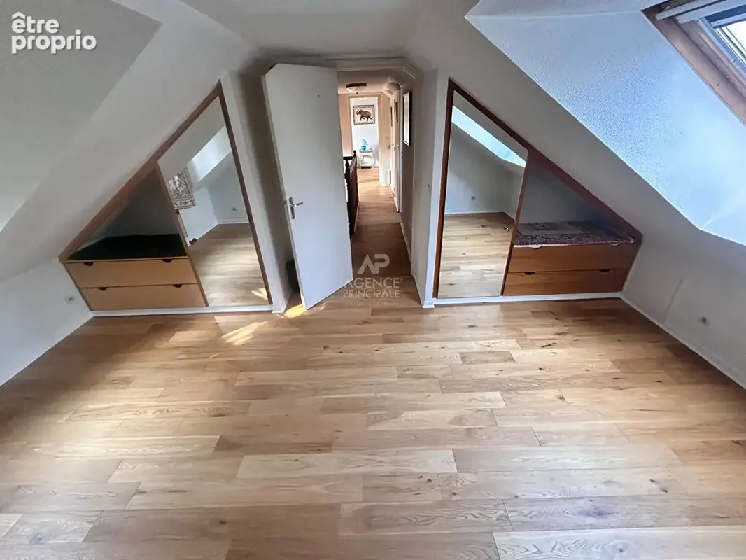 Maison Poissy 7 pièce(s) 262 m2 - photo 12