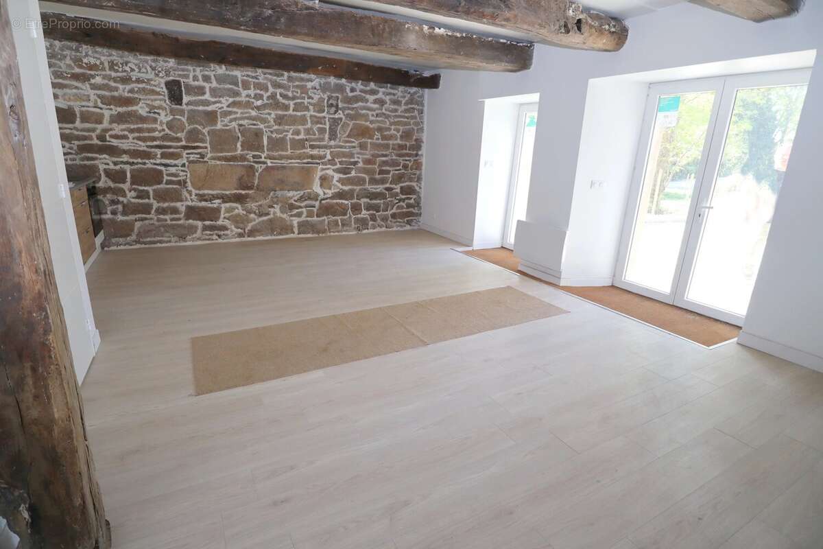 Maison à GLOMEL