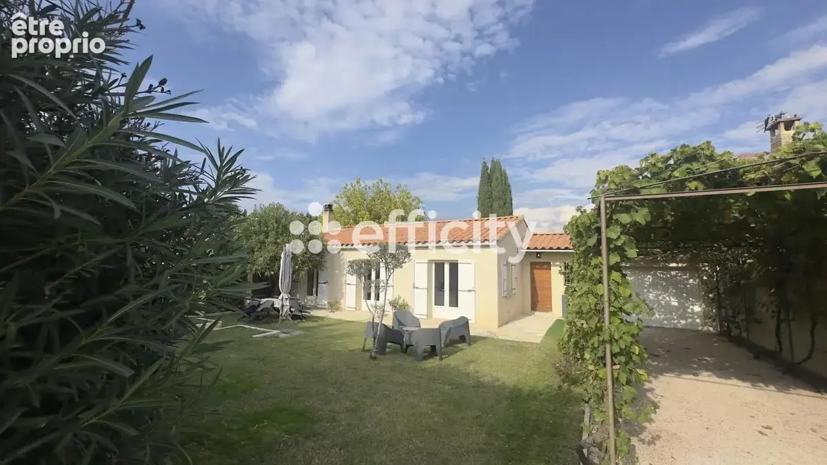 Maison 5 pièces 120 m² à vendre à Caumont-Sur-Durance (84510) - photo 1