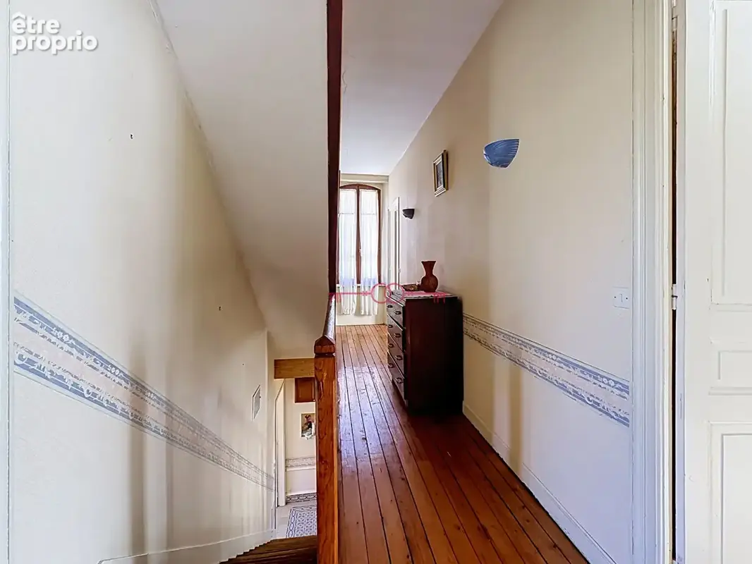 Maison Bourgogne Fresne 6 pièce(s) 158 m2 - photo 9