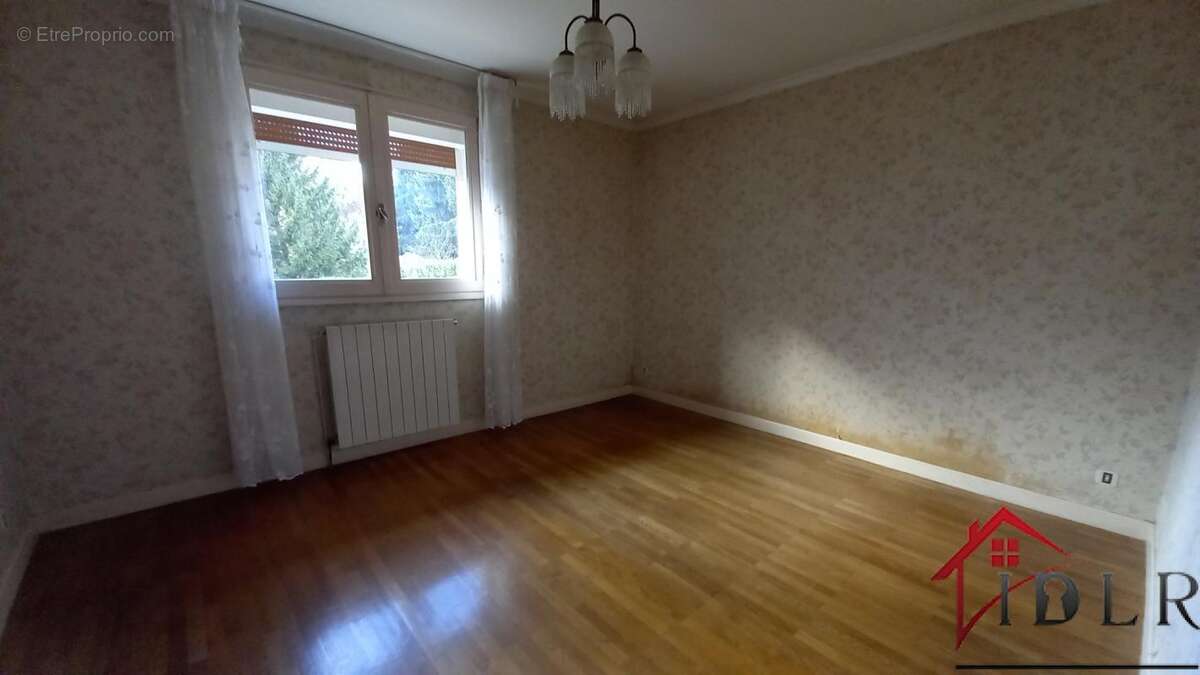 Maison à LONS-LE-SAUNIER