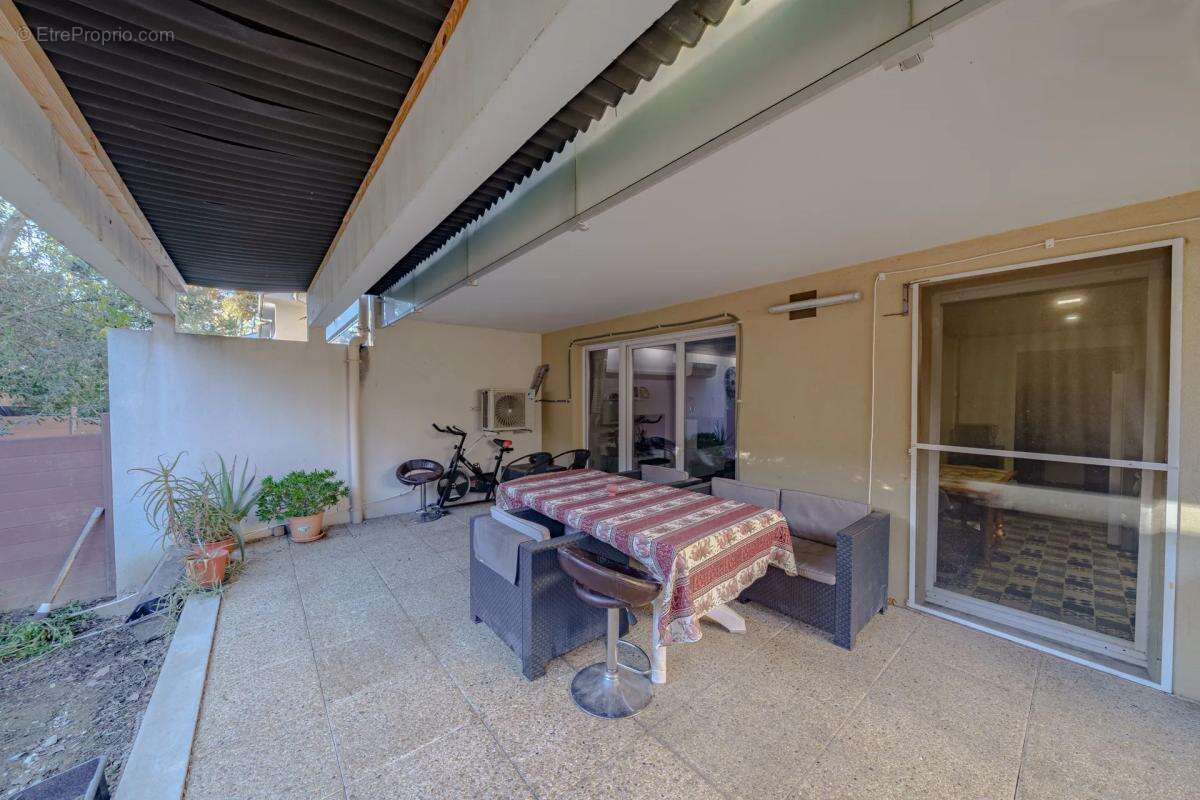 Appartement à MARSEILLE-13E