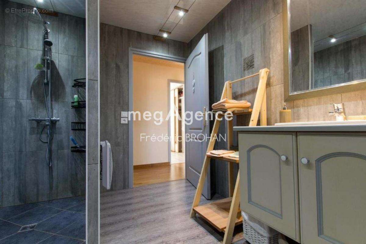 Maison à SAINT-HILAIRE-LA-FORET