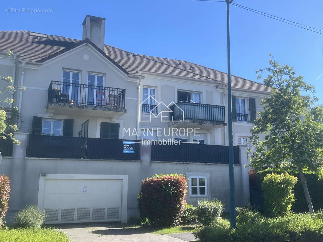 Appartement à MAGNY-LE-HONGRE