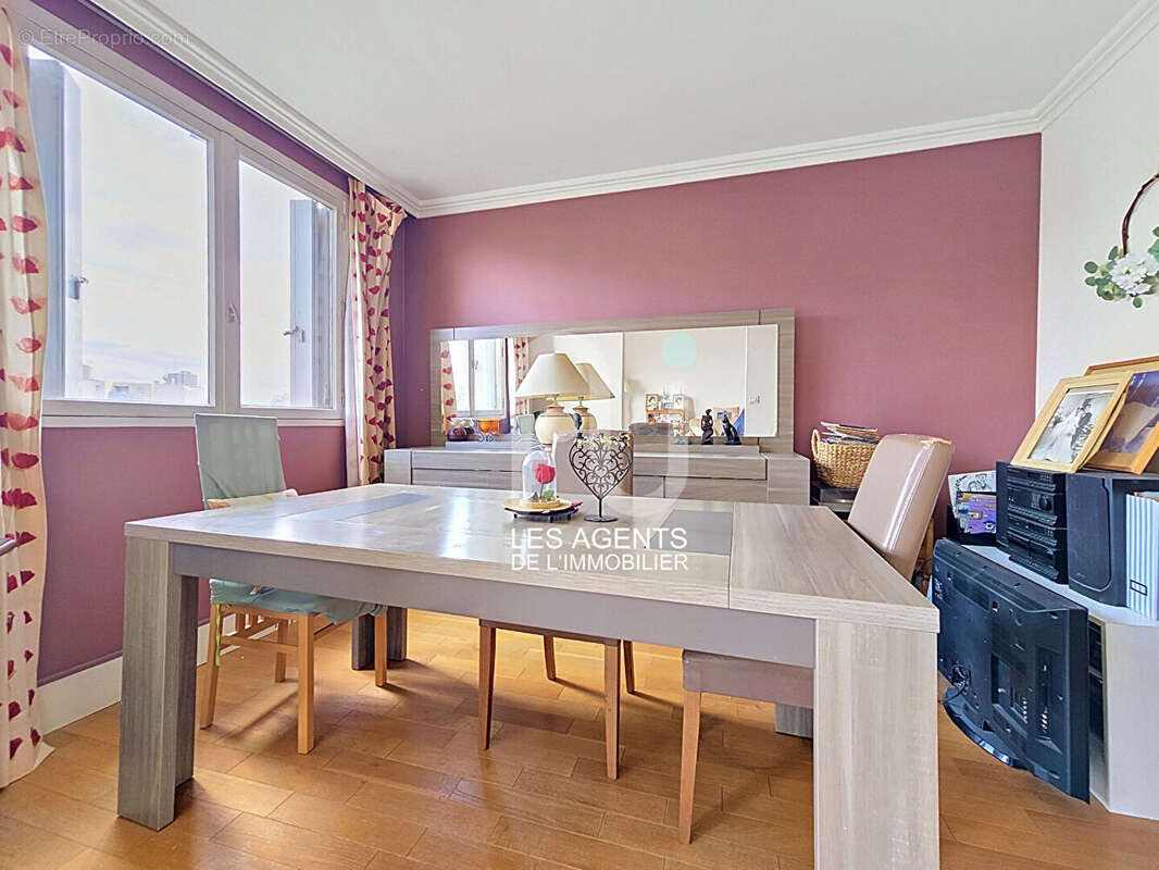 Appartement à ASNIERES-SUR-SEINE