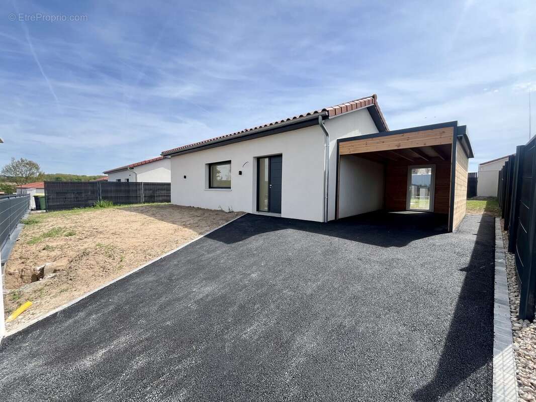 Maison à FEURS