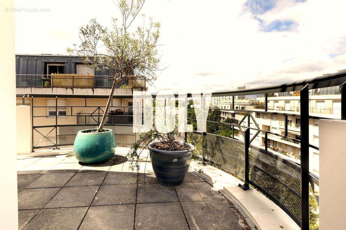 Appartement à MONTROUGE