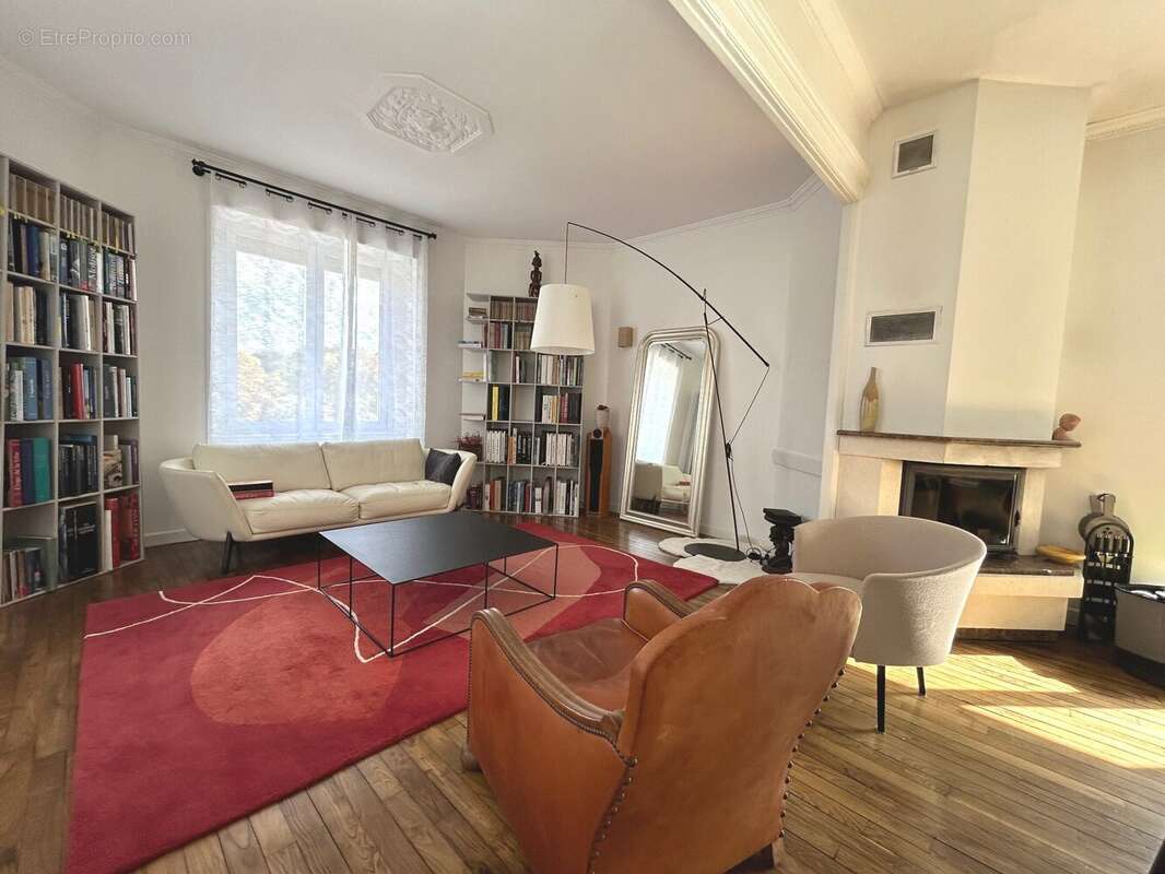 Maison à SAINT-DONAN