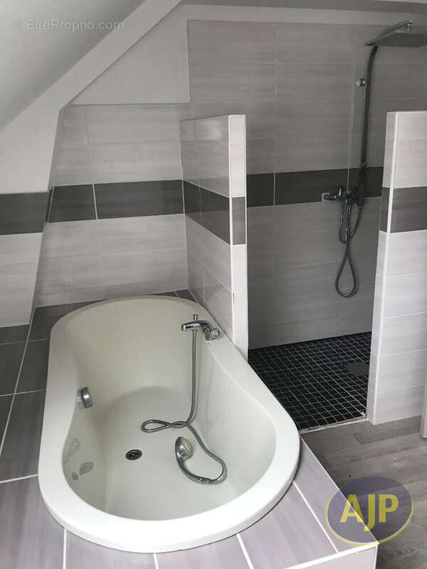 Maison à BAIN-DE-BRETAGNE