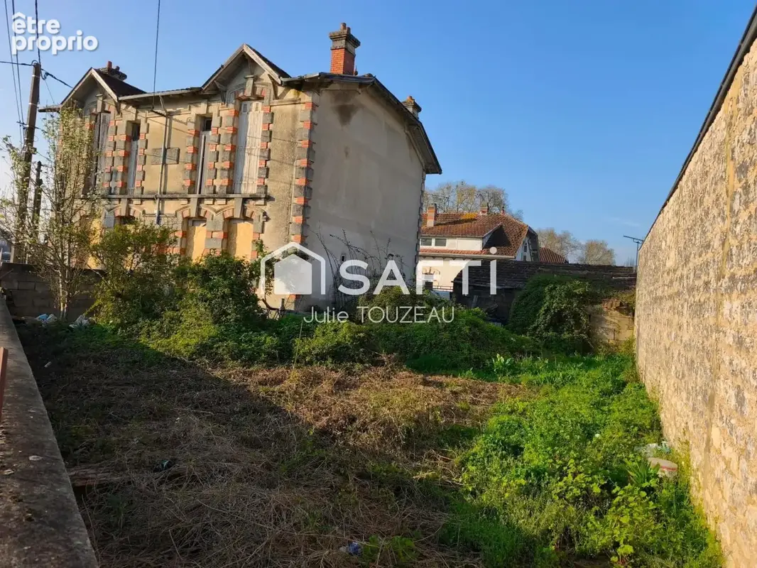 Photo 1 - Maison à SAINTES