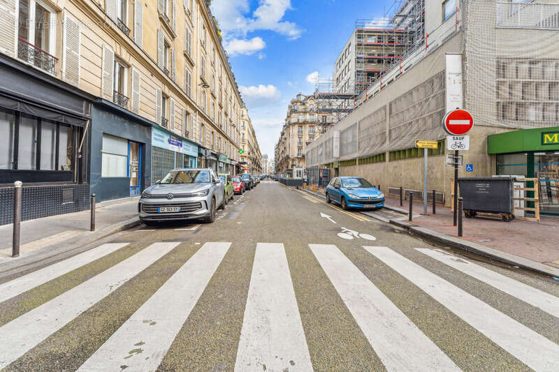 Commerce à PARIS-17E