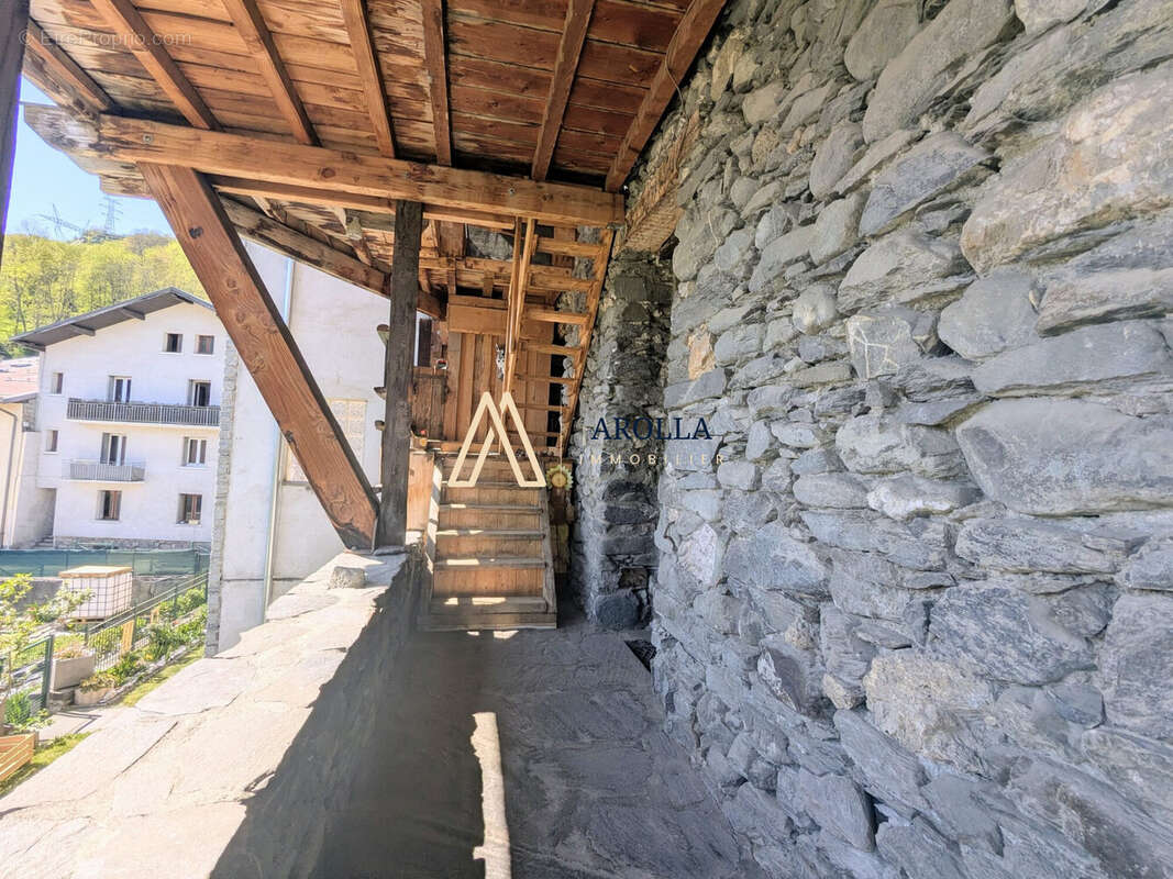 Appartement 70 m² à Bourg-Saint-Maurice  - photo 3