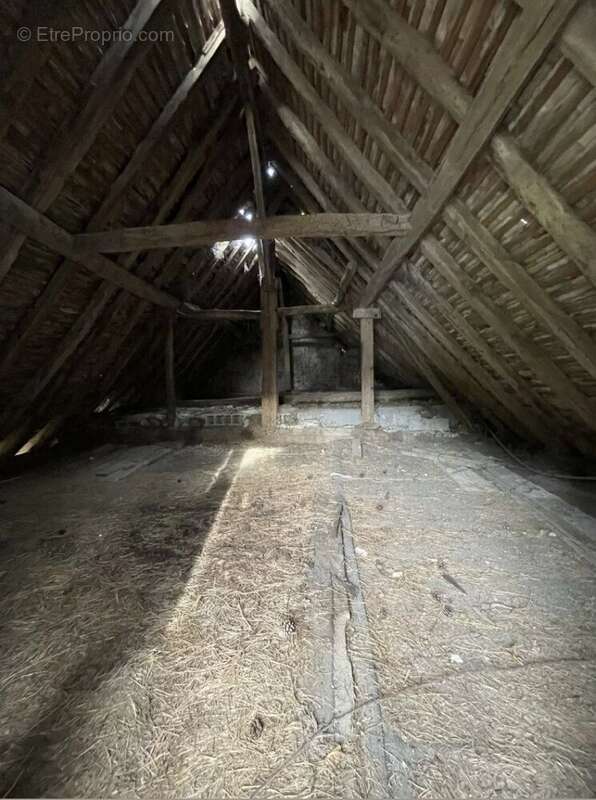 Maison à rénover - CONTINVOIR - photo 6