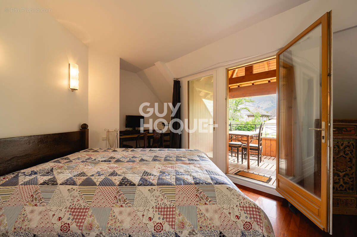 Appartement à SEVRIER