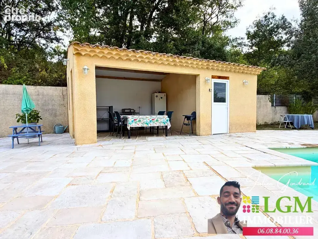  nozières – maison de plain-pied 4 chambres, piscine & garage  - photo 4