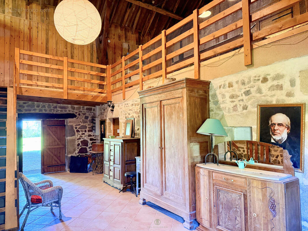 Maison à MONTLUCON