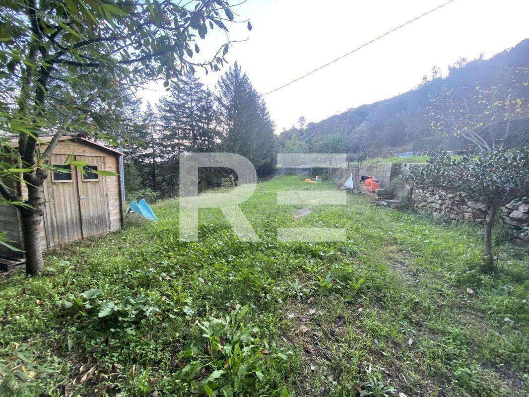 Maison à LAVAL-PRADEL