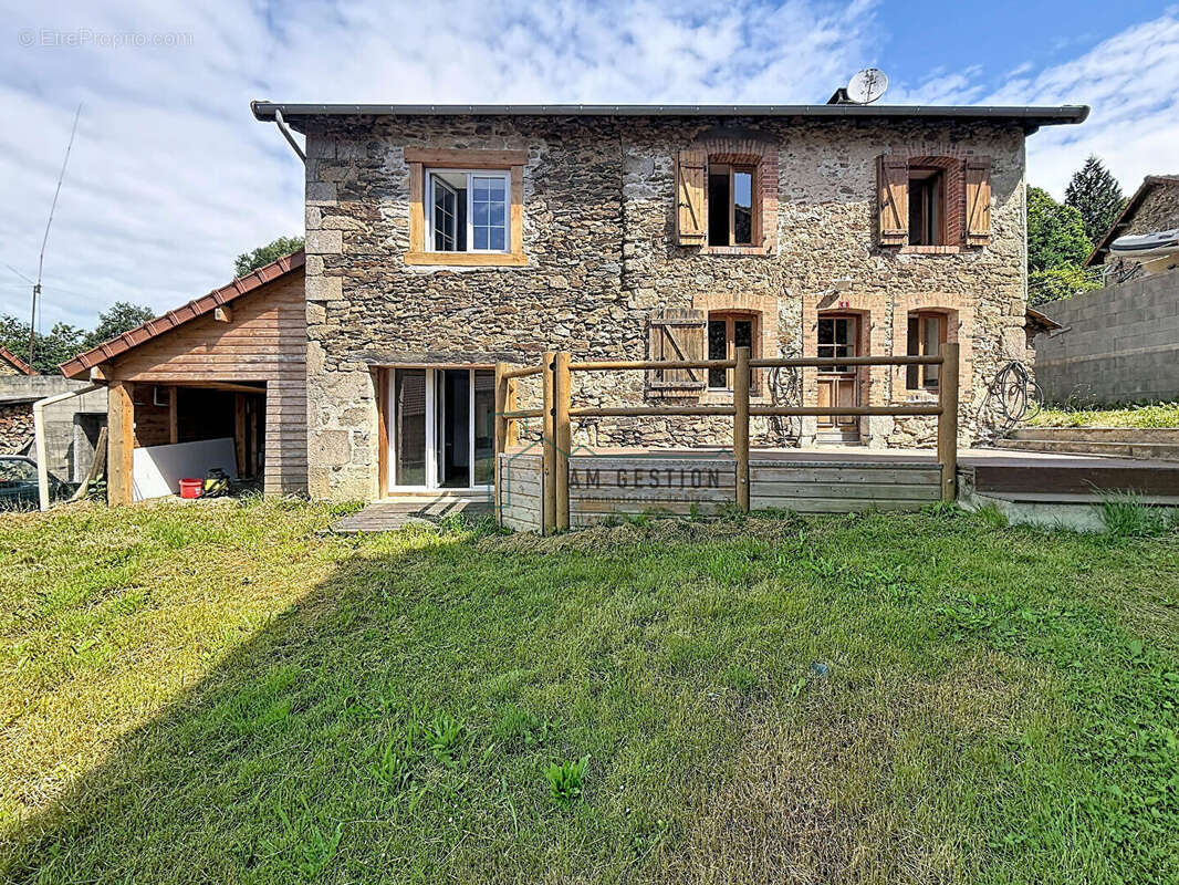 Maison rénovée - secteur calme - photo 13