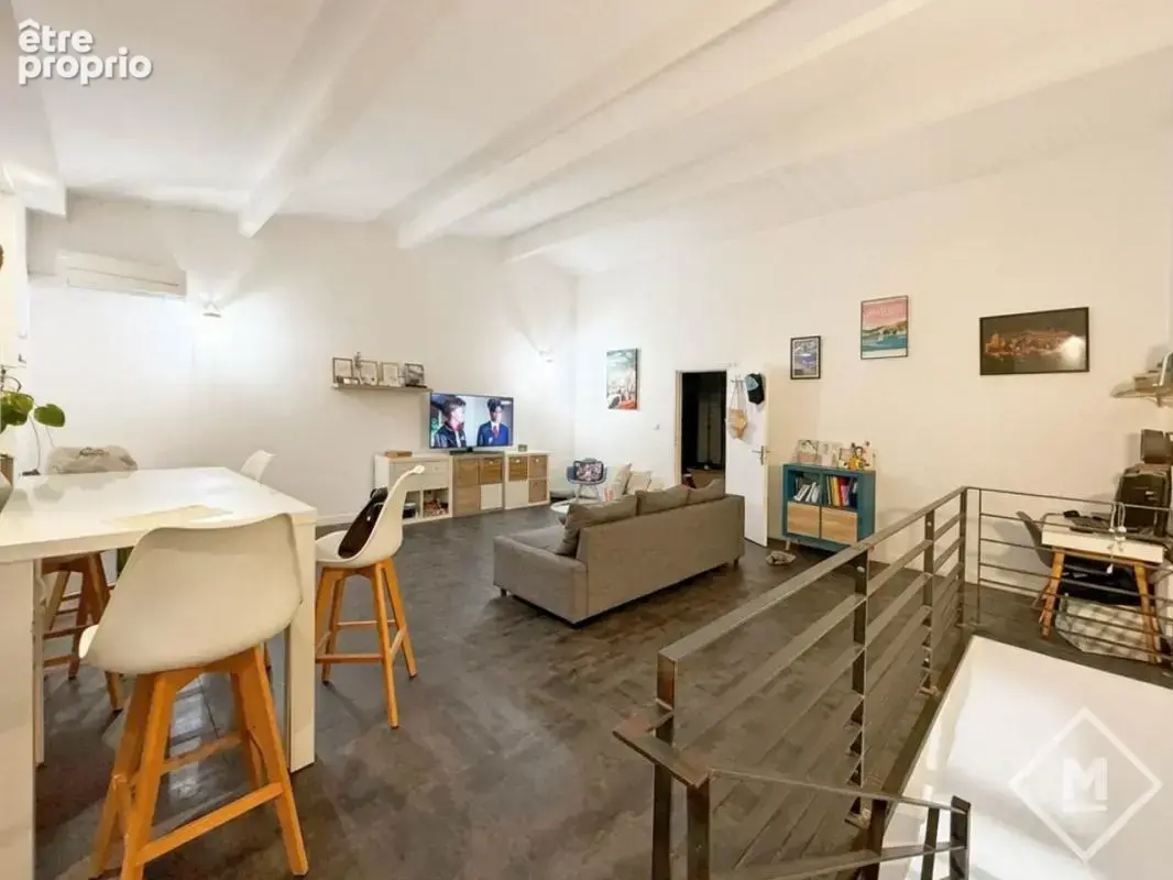 Appartement moderne 101m² Marseille 8ème garage terrasse et climatisation - photo 9