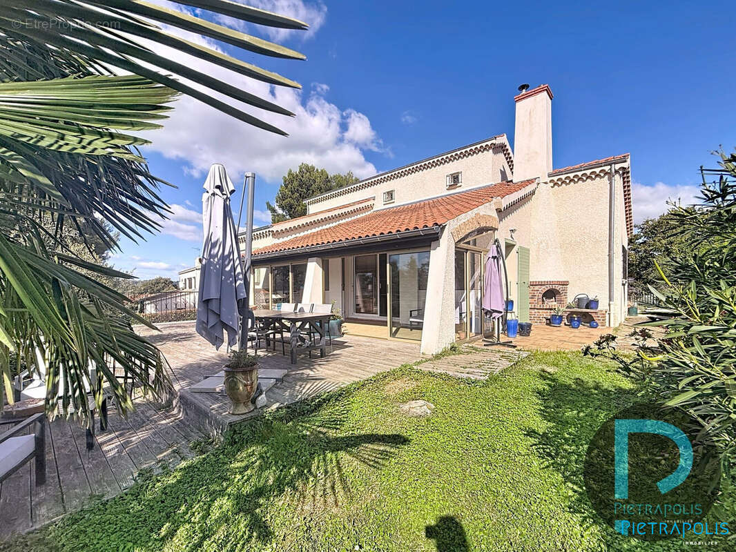 Maison à COMMUNAY