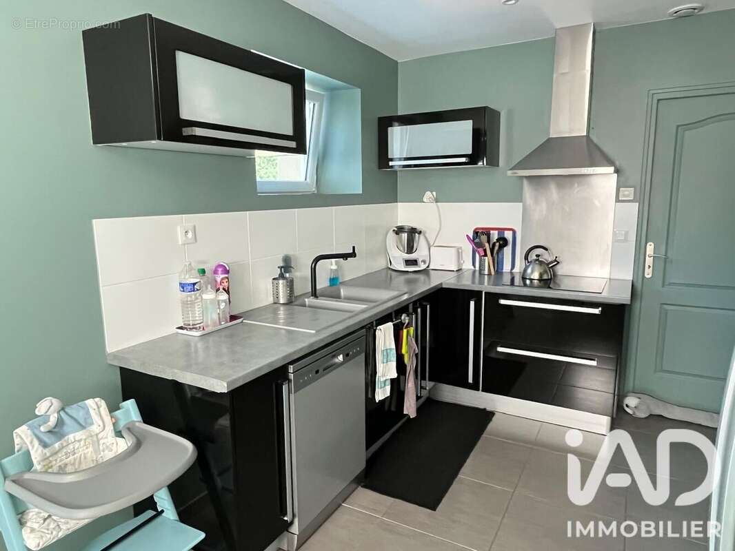 Maison 189 m² à Miniac-Morvan  - photo 5