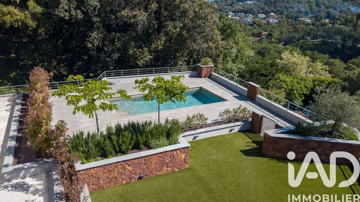 Appartement 137 m² à Les Adrets-De-L'esterel  - photo 5