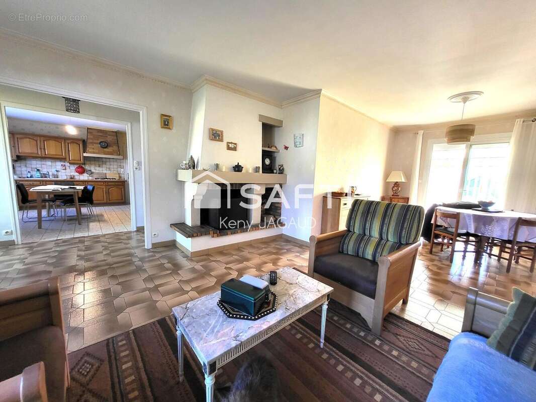 Photo 3 - Maison à LIGUGE