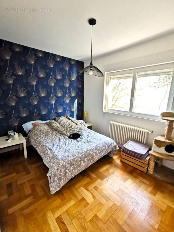 Maison rénovée avec jardin 2500m2 et grand atelier - photo 9