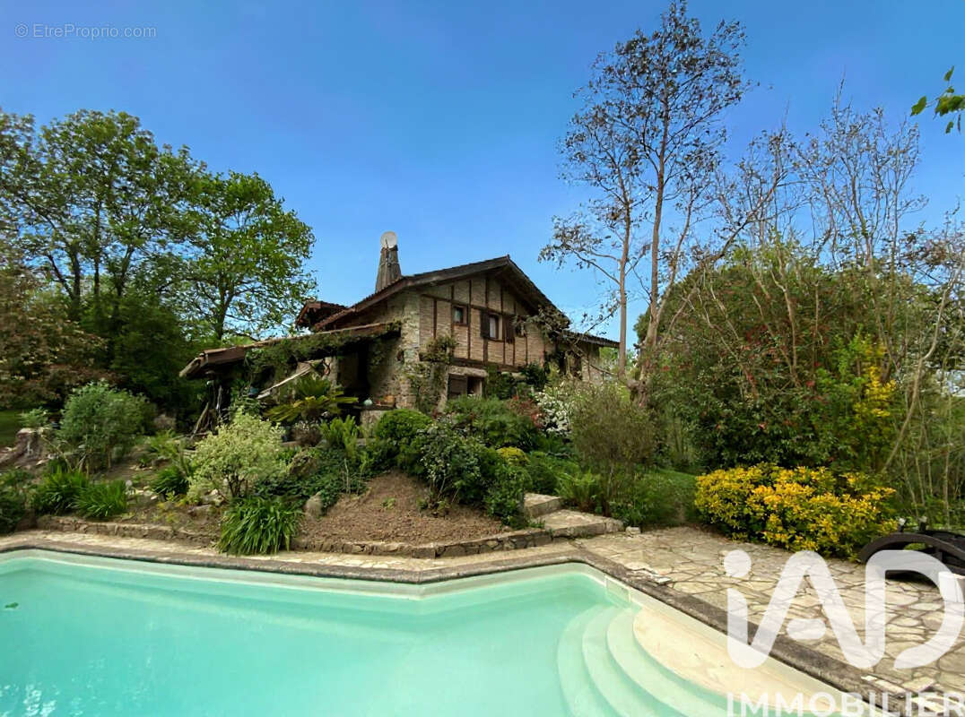 Photo 2 - Maison à BAYONNE