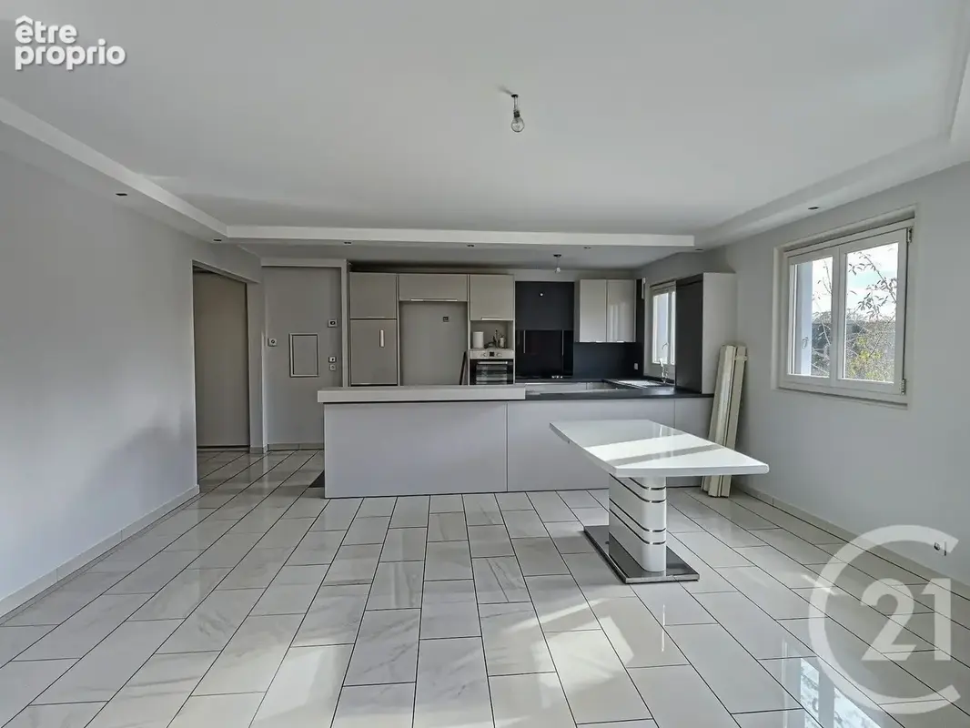Appartement 5 pièces 98 m² à vendre à Aulnay-Sous-Bois (93600) - photo 2