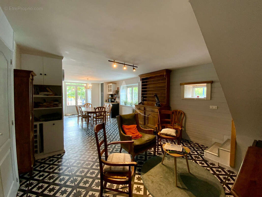 Maison à SAINT-GERMAIN-DU-SEUDRE