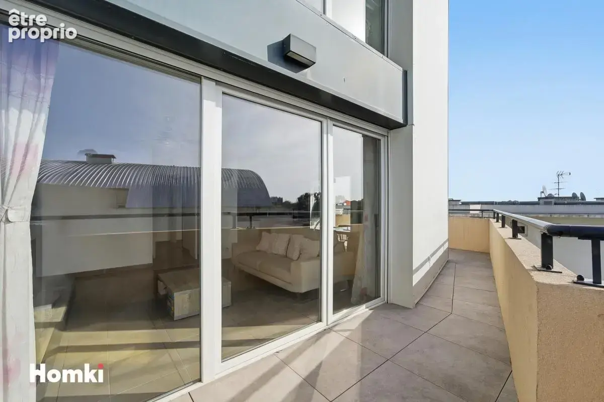 Antibes – Dernier étage – Duplex 4 pièces lumineux avec grande terrasse et double garage fermé - photo 4
