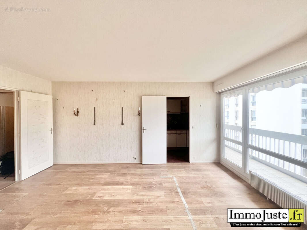 Appartement à ELANCOURT