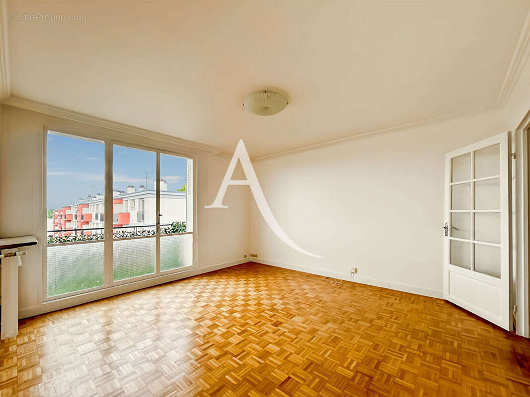Appartement à BOIS-D'ARCY