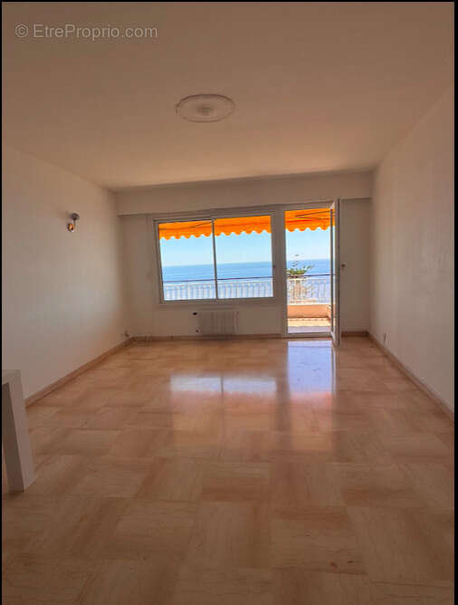 Appartement à CAP-D'AIL