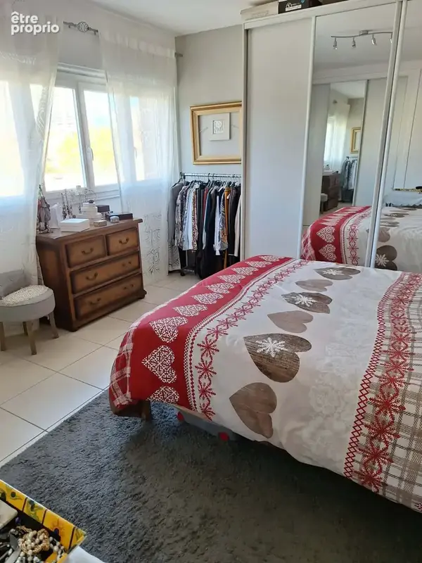 Appartement climatisé de 3 pièces de 80 m2 avec terrasse et cave - photo 3
