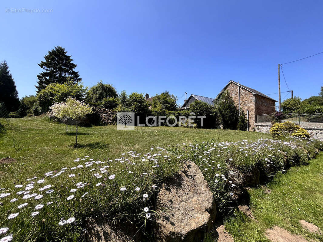 Maison à ATHIS-DE-L'ORNE