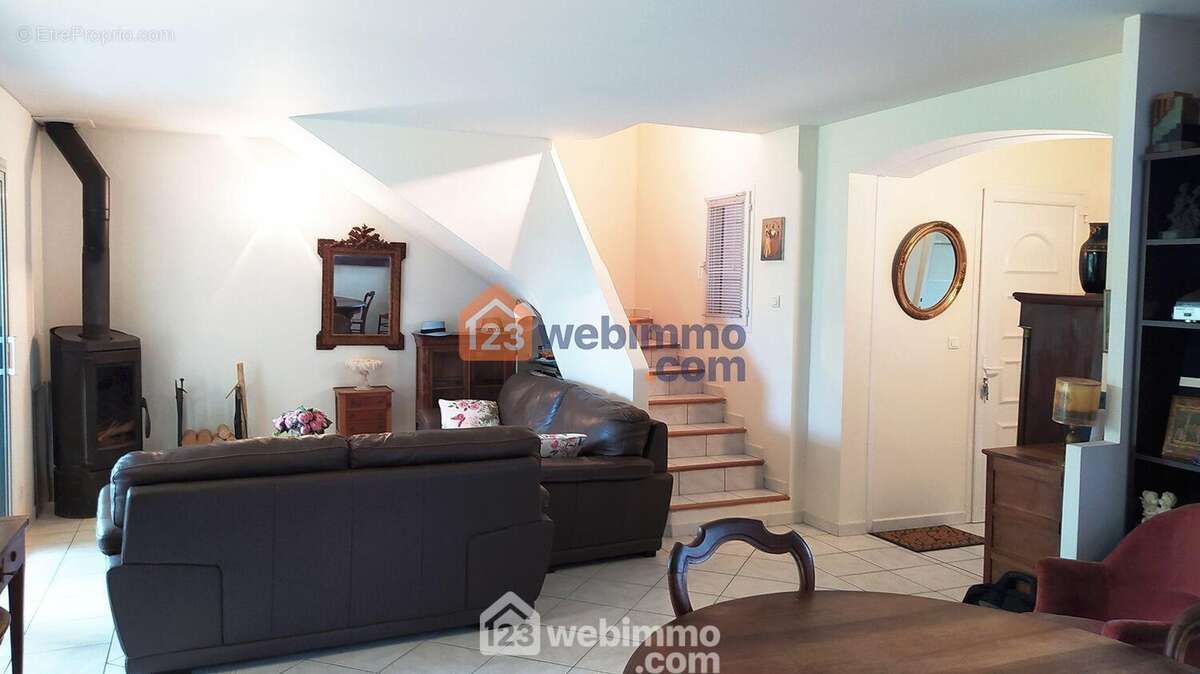 Maison 320 m² à Saintes-Maries-De-La-Mer  - photo 31