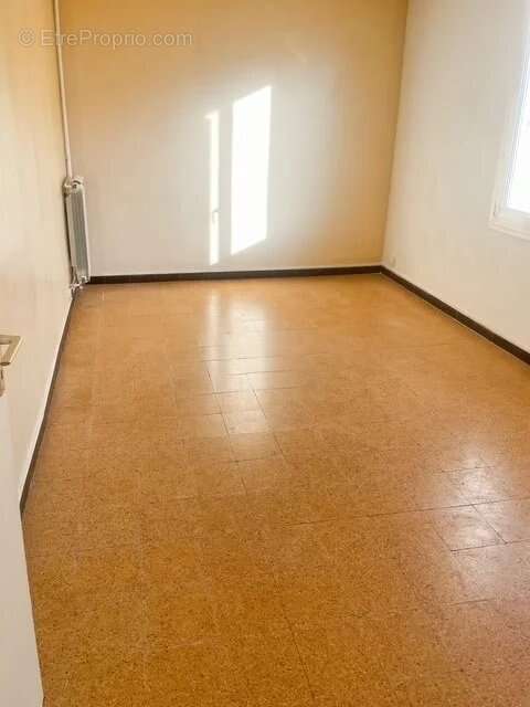 Appartement à SALON-DE-PROVENCE