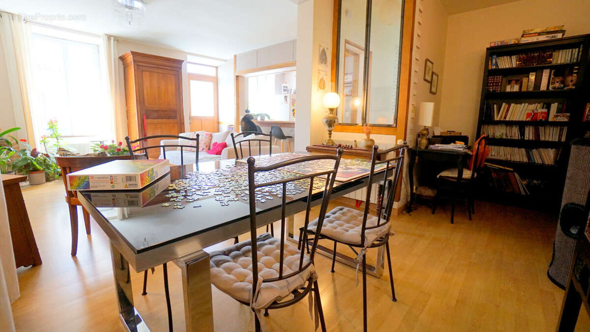 Maison à PORCHEVILLE