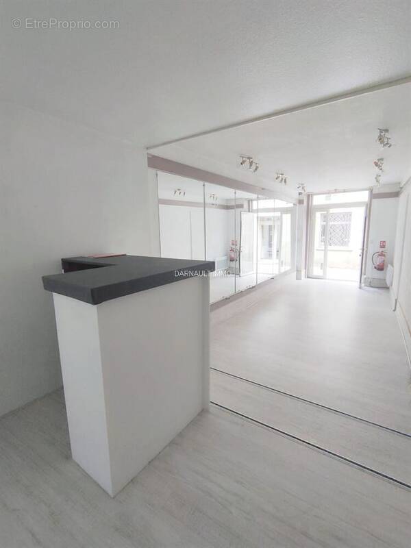 Commerce à BAGNERES-DE-LUCHON