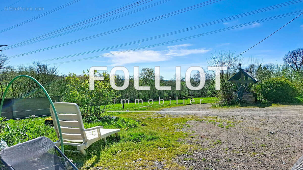 Maison à VILLEDIEU-LES-POELES