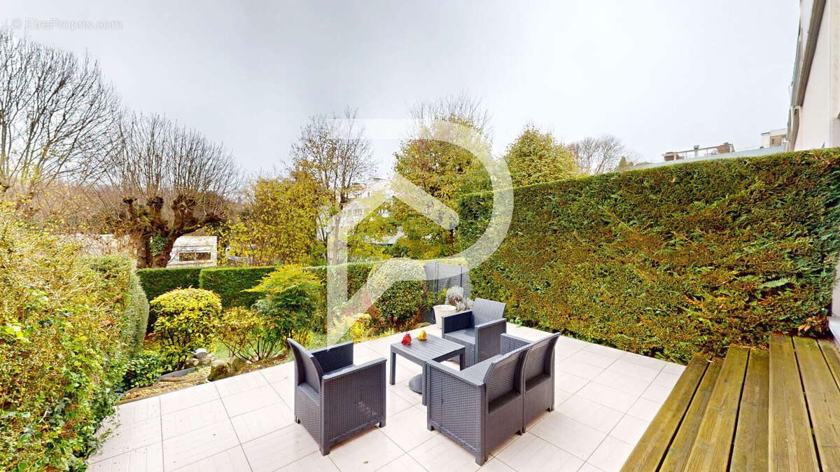 Maison à MARLY-LE-ROI