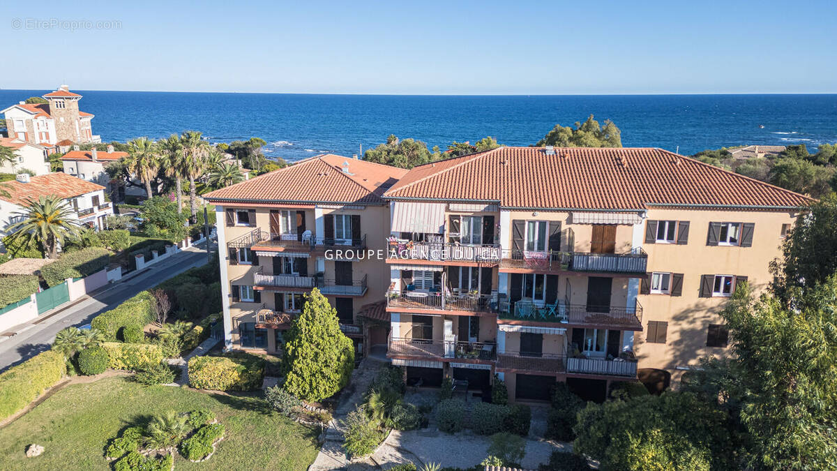 Appartement à FREJUS