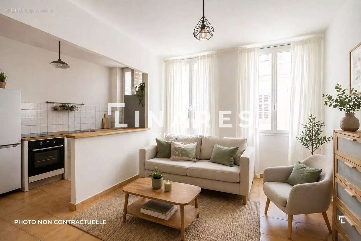 Appartement à MARSEILLE-1E