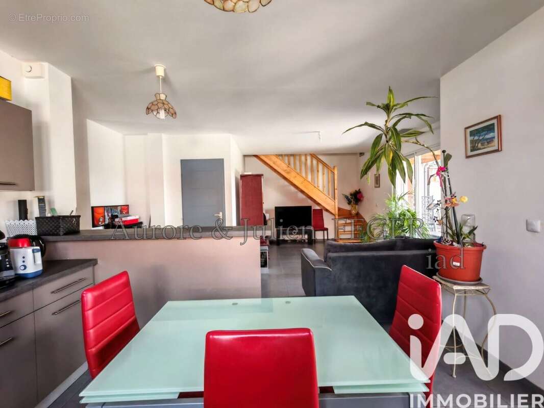 Photo 6 - Maison à TROUILLAS